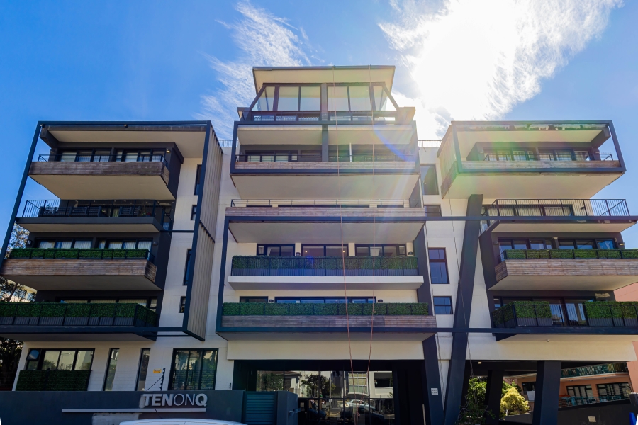 1 Bedroom Property for Sale in Sea Point Western Cape
